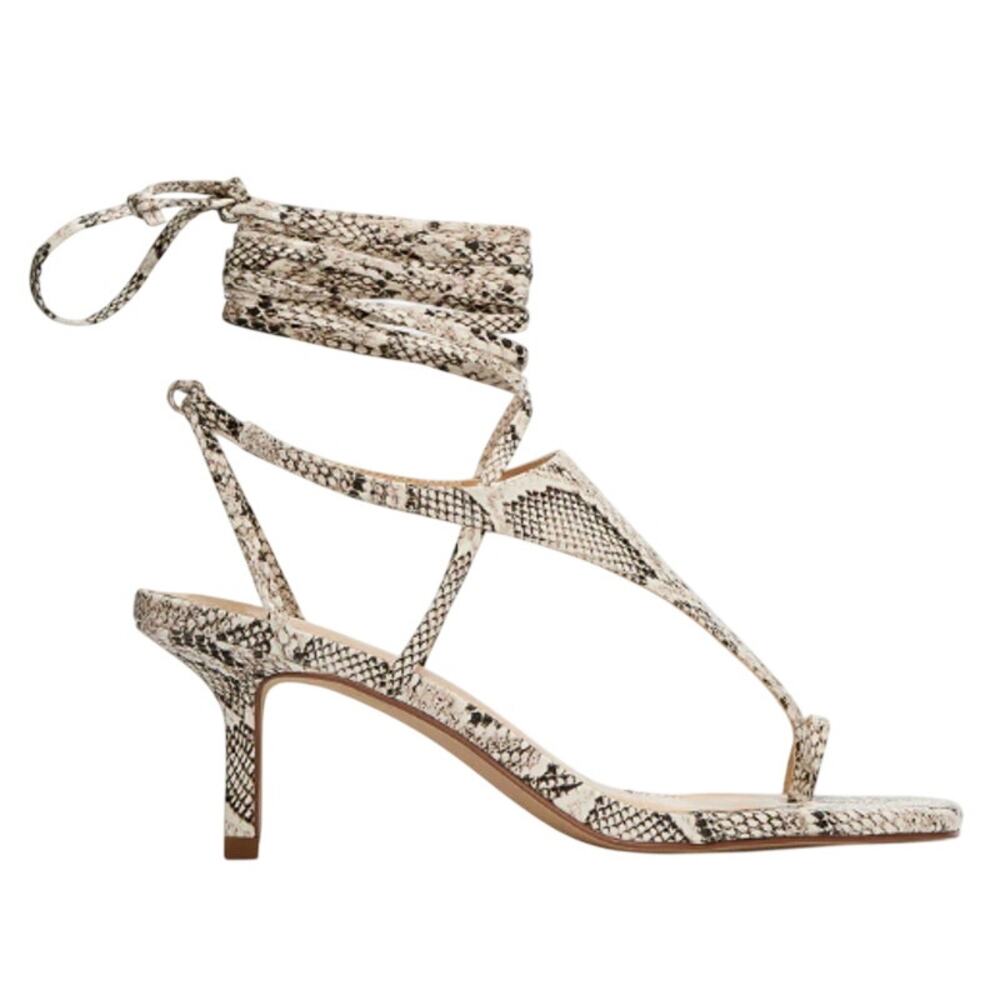 Shoedazzle Savanna Gladiator Sandal in Natural, Size 9